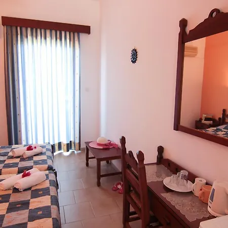 Lofos Hotel 2*